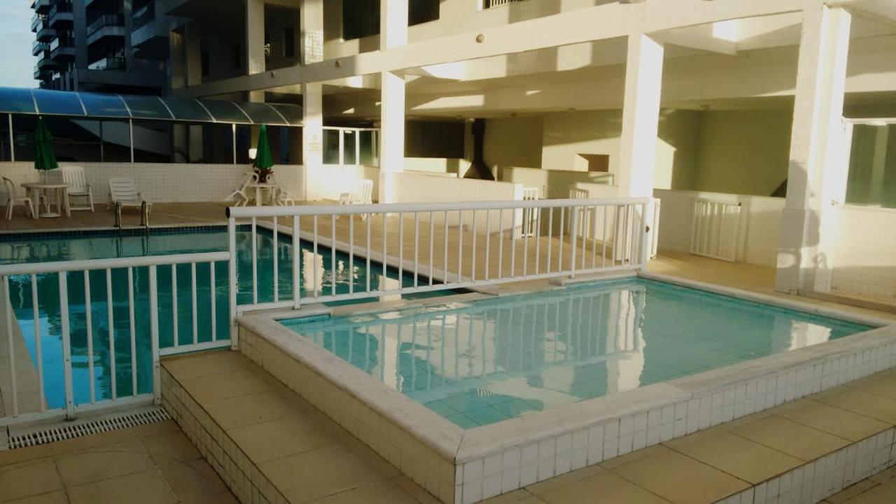 Apartamento Em Кабу-Фріу Екстер'єр фото