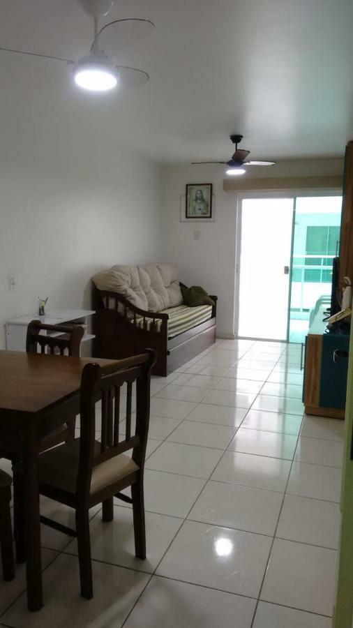 Apartamento Em Кабу-Фріу Екстер'єр фото